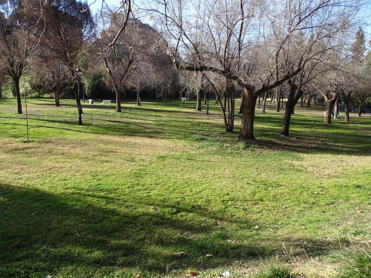 Apartamentos Serrallo Granada Kültér fotó