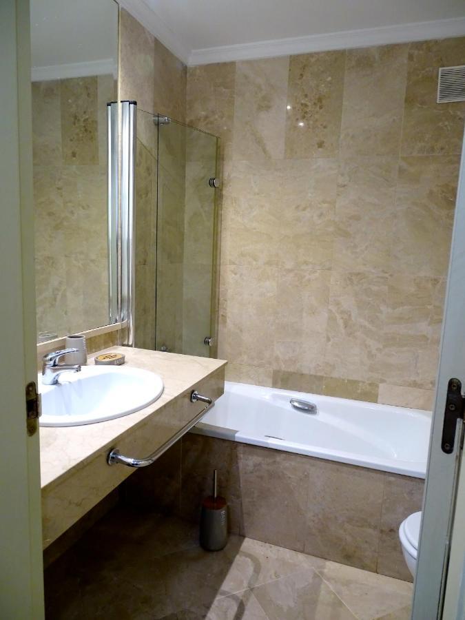 Apartamentos Serrallo Granada Kültér fotó